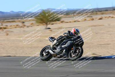 media/Jan-09-2022-SoCal Trackdays (Sun) [[2b1fec8404]]/Turn 8 (1045am)/